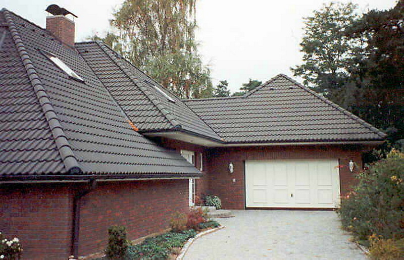 Wohnhaus mit raffinierter Dachform im Wendland